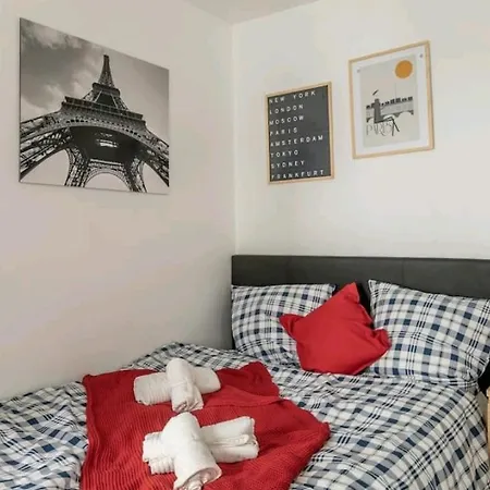 Studio Paris-defense By Servallgroup Puteaux